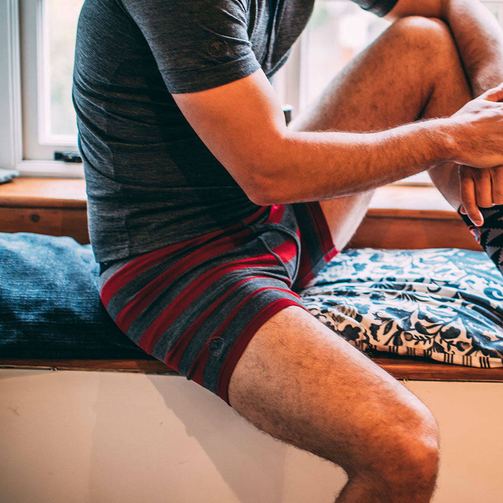 Isobaa | Mens Merino 180 Boxers (Smoke/Red) | Ditch itchy, sweaty underwear and discover the game-changing comfort of Merino wool boxers. | Model: Craig