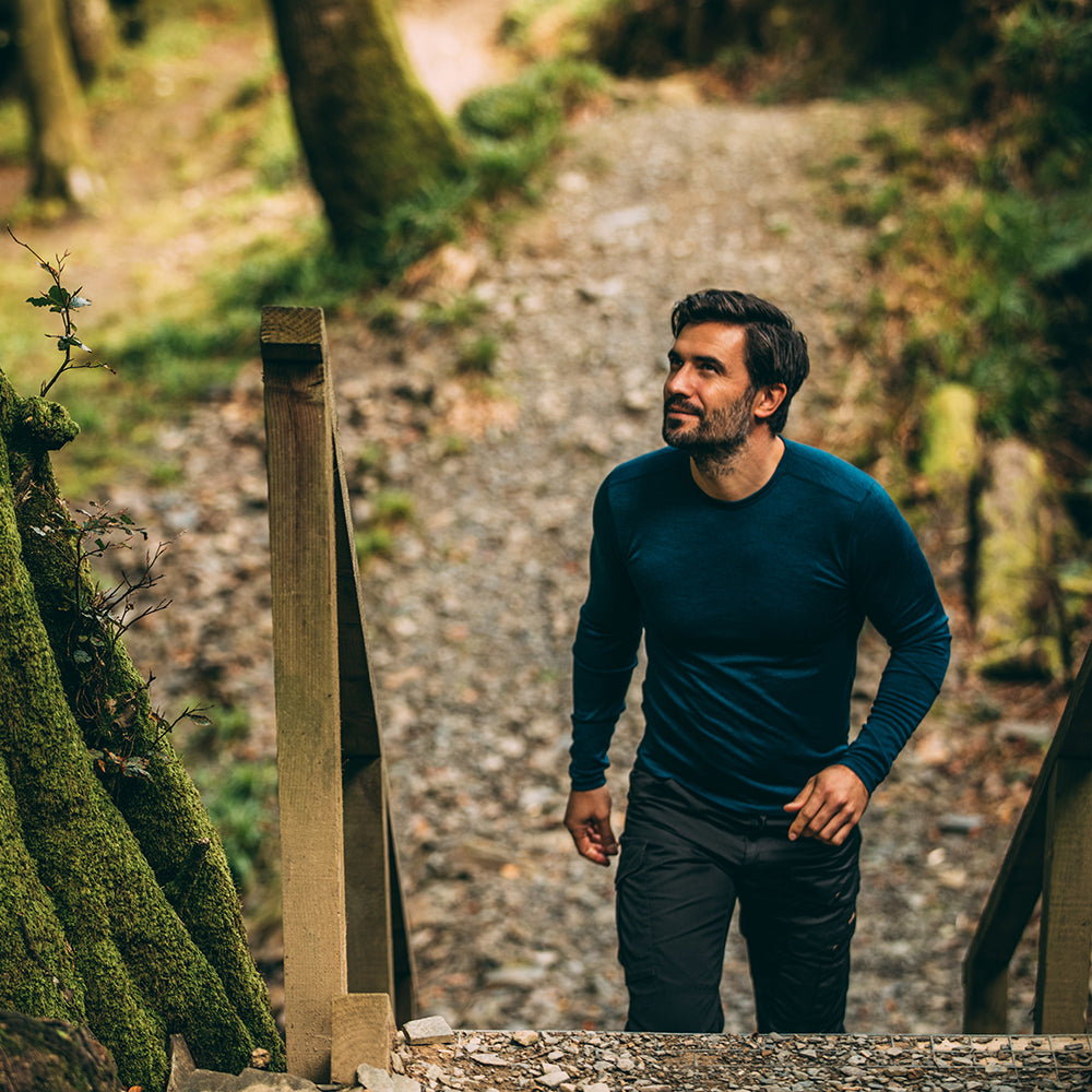 Isobaa | Mens Merino 180 Long Sleeve Crew (Petrol) | Get outdoors with the ultimate Merino wool long-sleeve top. | Model: Duncan