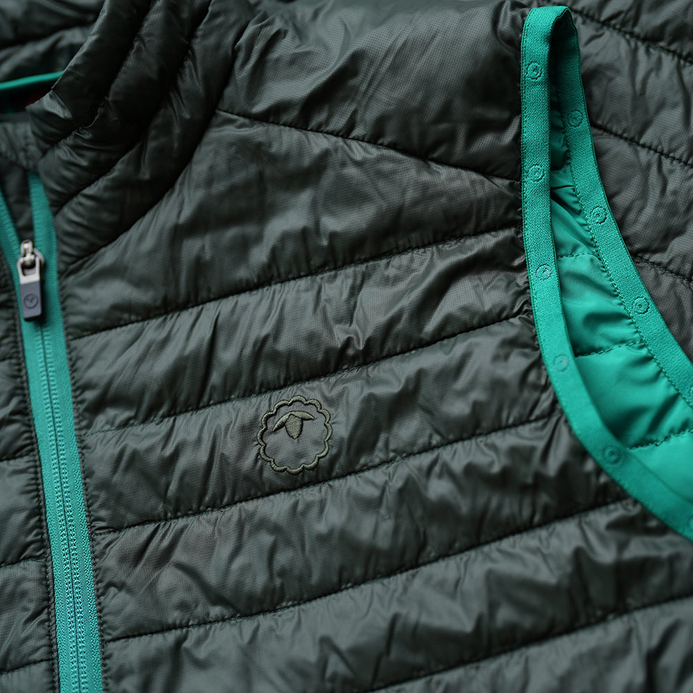 Isobaa | Mens Merino Wool Insulated Gilet (Forest/Green) | Fight the chill with our innovative Merino gilet.