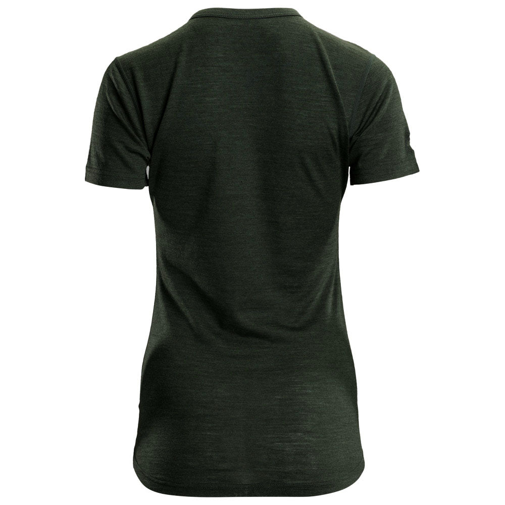 Isobaa | Womens Merino 150 Short Sleeve Crew (Forest) | Gear up for performance and comfort with Isobaa's technical Merino short-sleeved top.