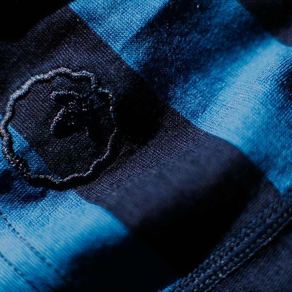 Isobaa | Womens Merino 180 Hipster Shorts (Navy/Blue) | Conquer any activity in comfort with Isobaa's superfine Merino hipster shorts.