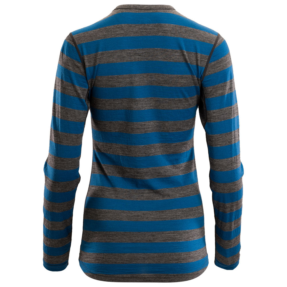 Isobaa | Womens Merino 180 Long Sleeve Crew (Smoke/Blue) | Get outdoors with the ultimate Merino wool long-sleeve top.
