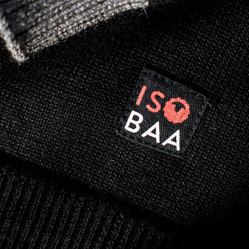 Isobaa | Womens Merino Crew Sweater (Black/Charcoal) | Everyday warmth and comfort with our superfine 12-gauge Merino wool crew neck sweater.