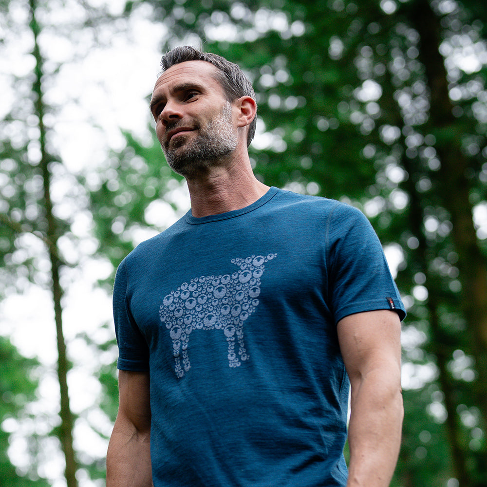 Isobaa | Mens Merino 150 Sheep Tee (Petrol/Sky) | Gear up for everyday adventures in Isobaa's superfine Merino Tee.