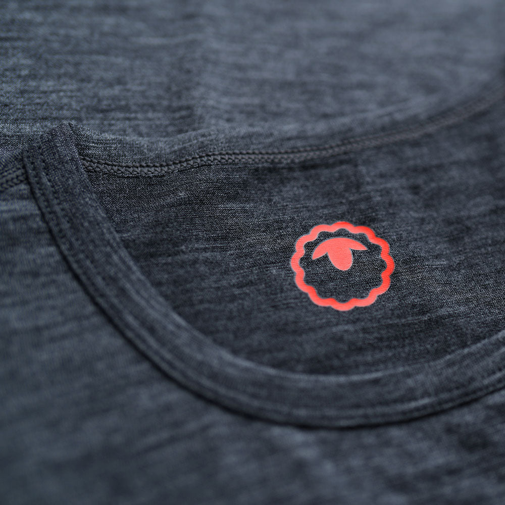 Isobaa | Womens Merino 150 Sheep Tee (Smoke/Black) | Gear up for everyday adventures in Isobaa's superfine Merino Tee.