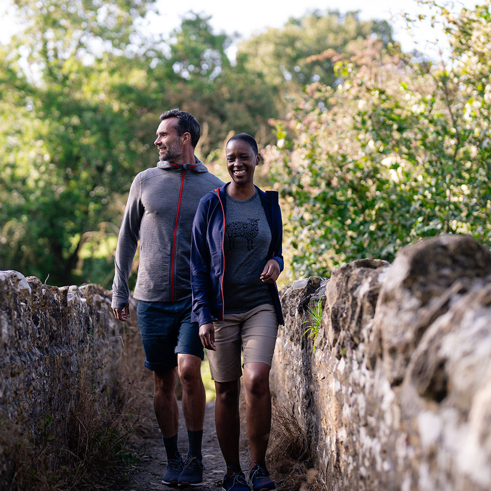 Isobaa | Womens Merino 150 Sheep Tee (Smoke/Black) | Gear up for everyday adventures in Isobaa's superfine Merino Tee.