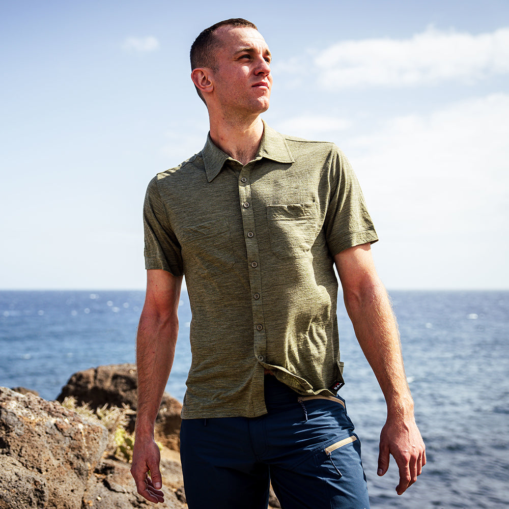 Mens 120 Ultrafine SS Shirt (Olive) | Model: Barnaby