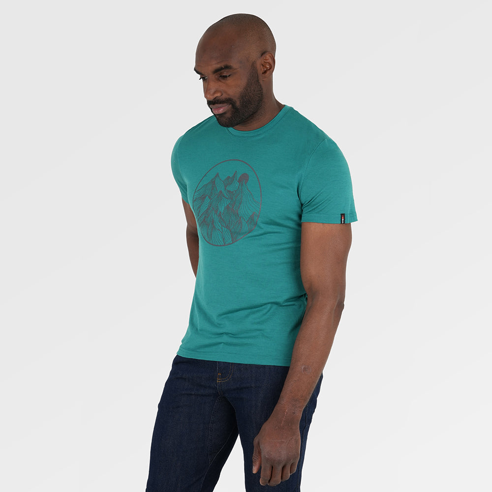 Mens Merino 150 Mountains Tee (Cadmium/Smoke) | Model: Michael