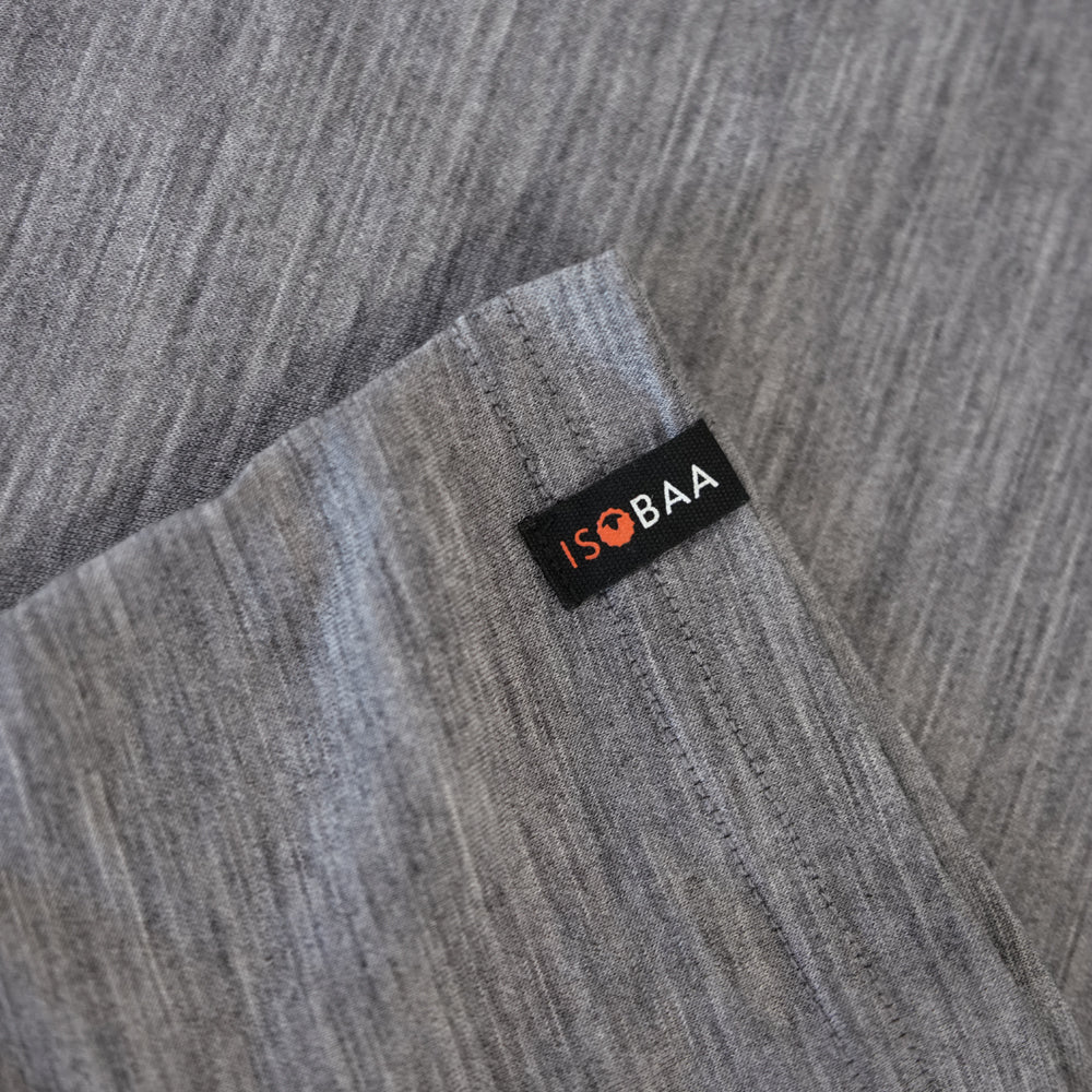 Isobaa Mens Merino 150 Peaks T-Shirt (Charcoal Melange/Black)