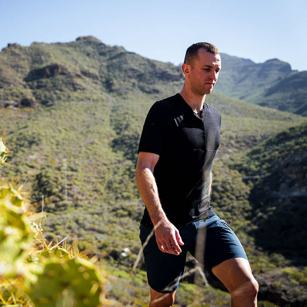 Mens 180 SS Hiking Top (Black) | Model: Barnaby