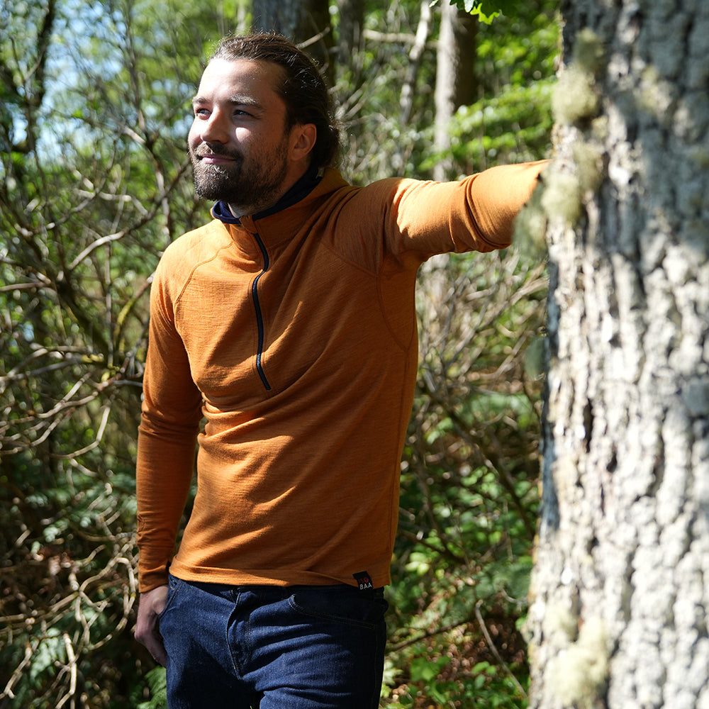 Isobaa Mens Merino 200 Zip Neck Hoodie (Spice Melange/Navy) | Model: Seb