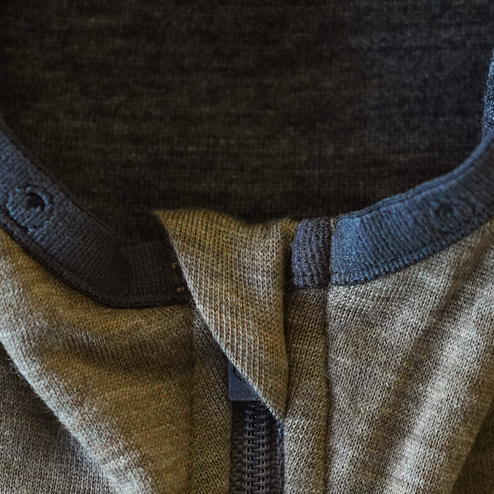 Isobaa Mens Merino 200 Zip Neck Hoodie (Truffle Melange/Smoke)