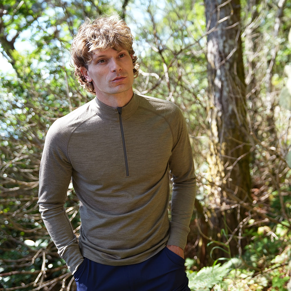 Isobaa Mens Merino 200 Long Sleeve Zip Neck (Truffle Melange/Smoke) | Model: Inigo
