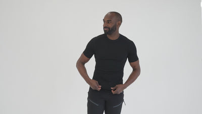 Mens Merino 150 Short Sleeve Crew (Black) | Model: Michael