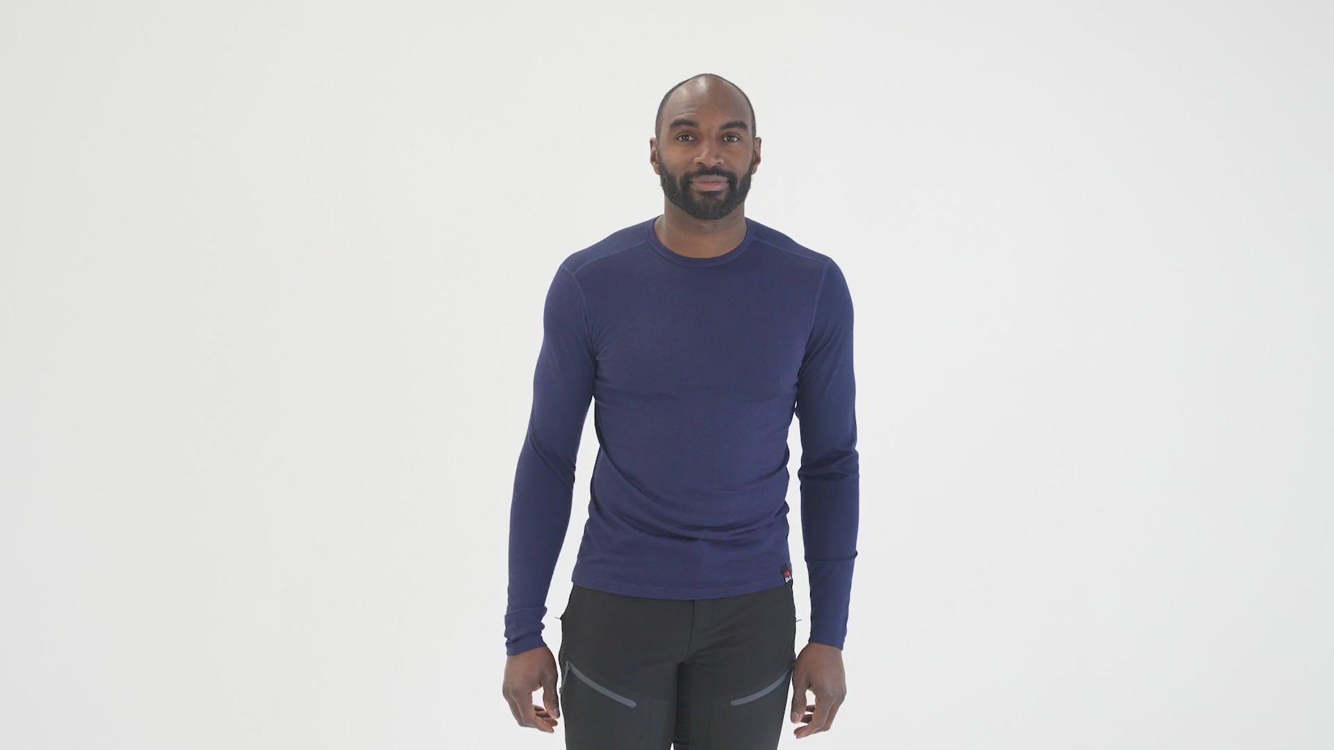 Mens Merino 180 Long Sleeve Crew (Navy) | Model: Michael