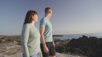 Womens 120 Ultrafine LS Crew (Agave) | align: 25% 50% | Model: Isabel