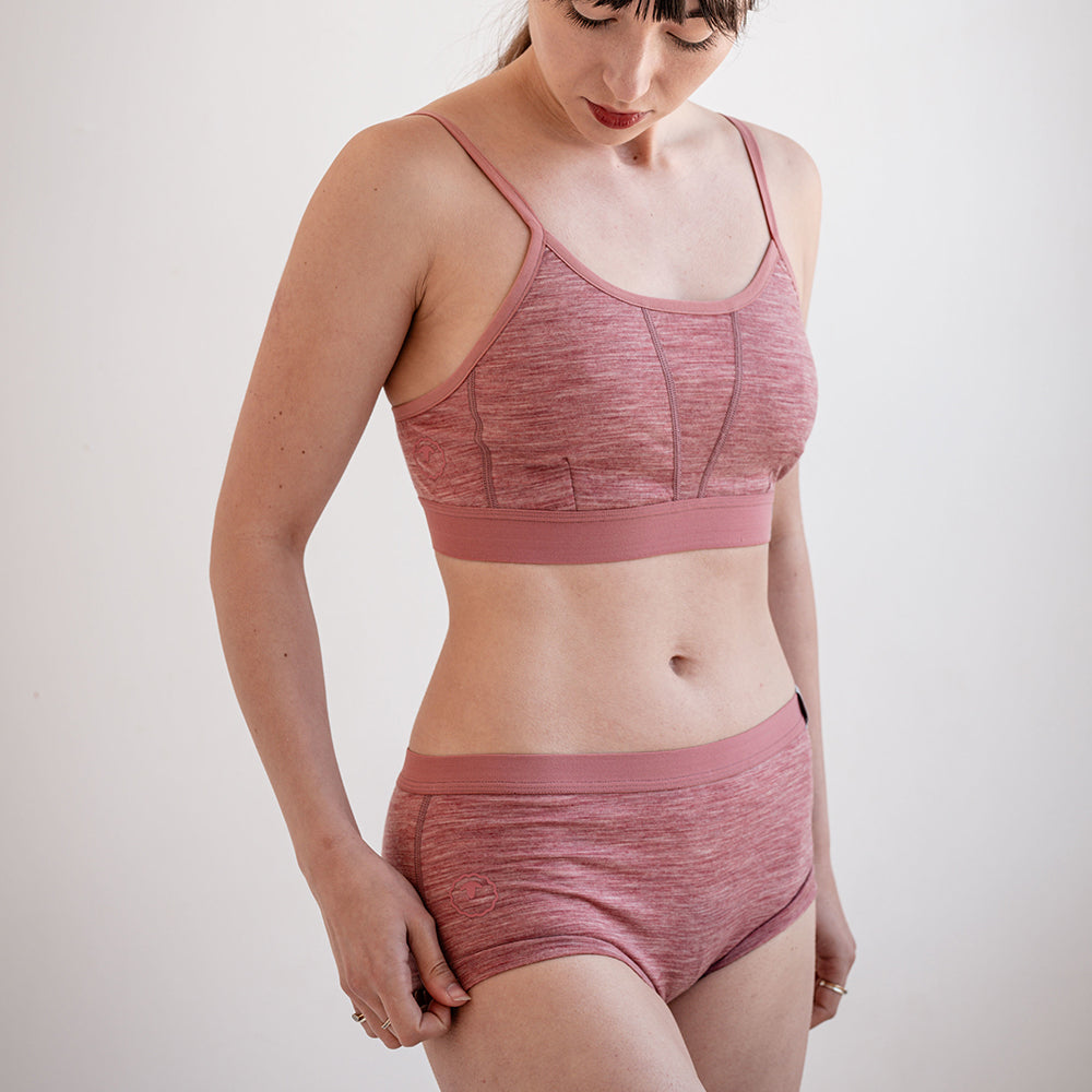 Womens Merino Blend 160 Crop Top (Blush Melange) | Model: SS25-1