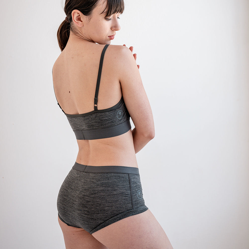 Womens Merino Blend 160 Crop Top (Smoke Melange) | Model: SS25-1