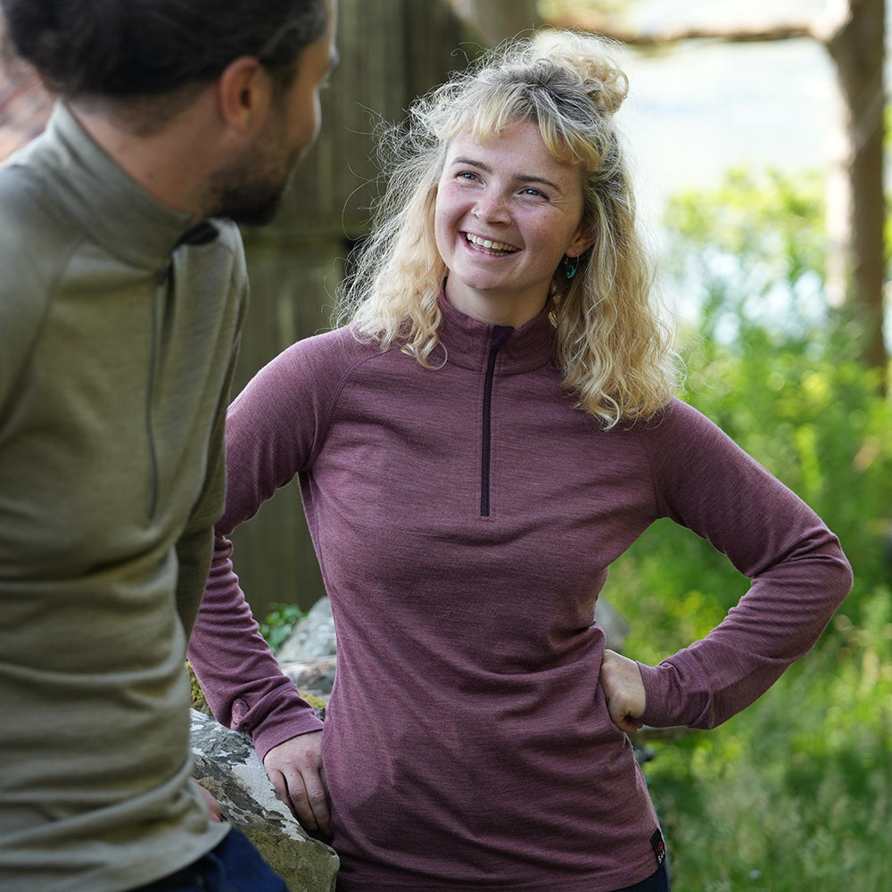 Isobaa Womens Merino 200 Long Sleeve Zip Neck (Mauve Melange/Wine) | Model: Molly