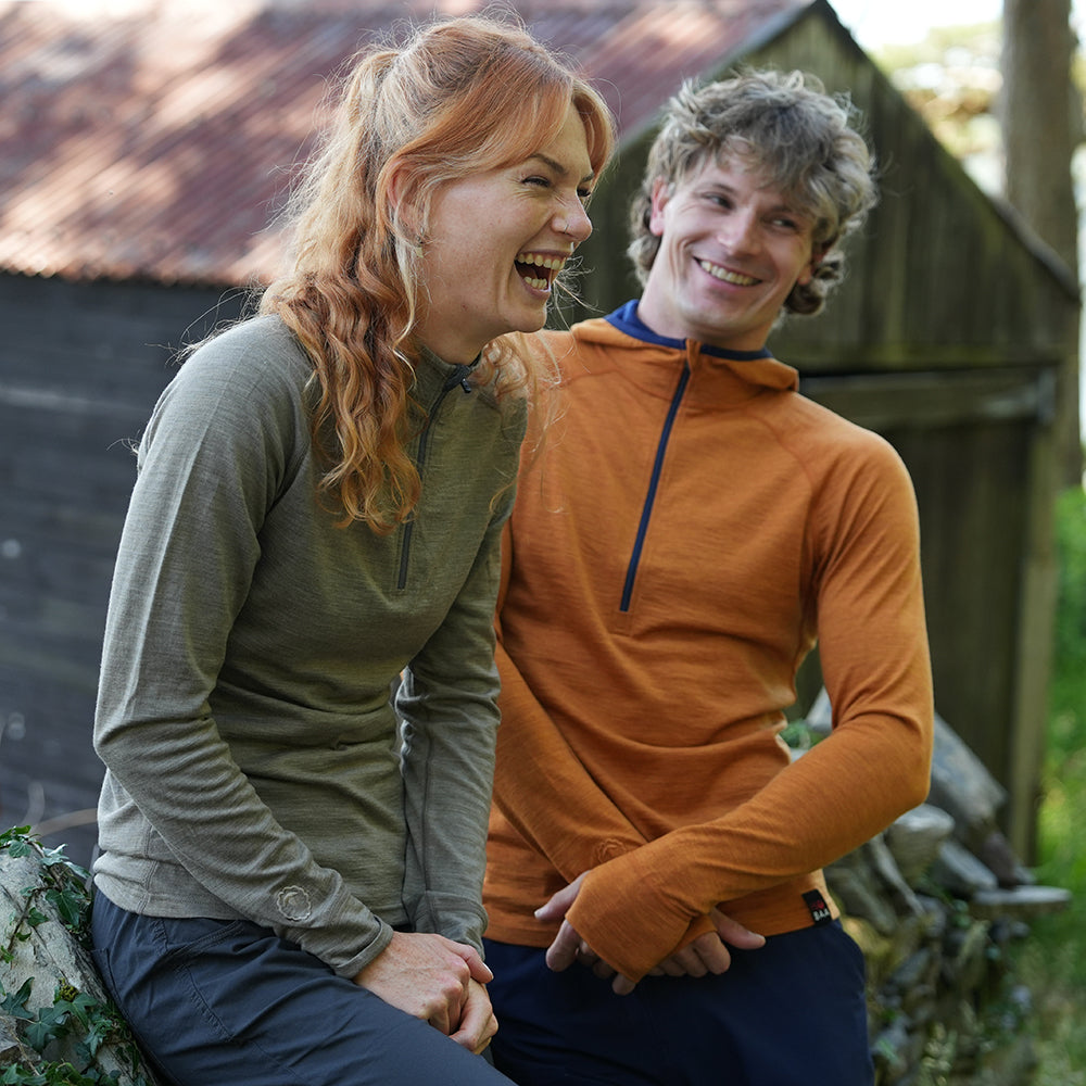 Isobaa Womens Merino 200 Long Sleeve Zip Neck (Truffle Melange/Smoke) | Model: Emma
