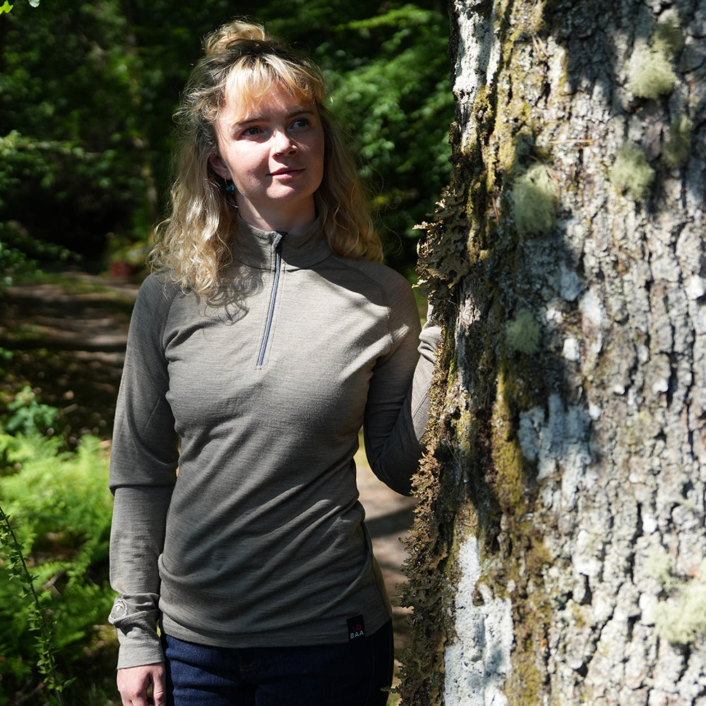 Isobaa Womens Merino 200 Long Sleeve Zip Neck (Truffle Melange/Smoke) | Model: Molly
