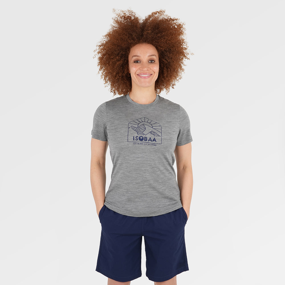 Womens Merino 150 Sketched Sunset Tee (Charcoal/Navy) | Model: Chi Chi