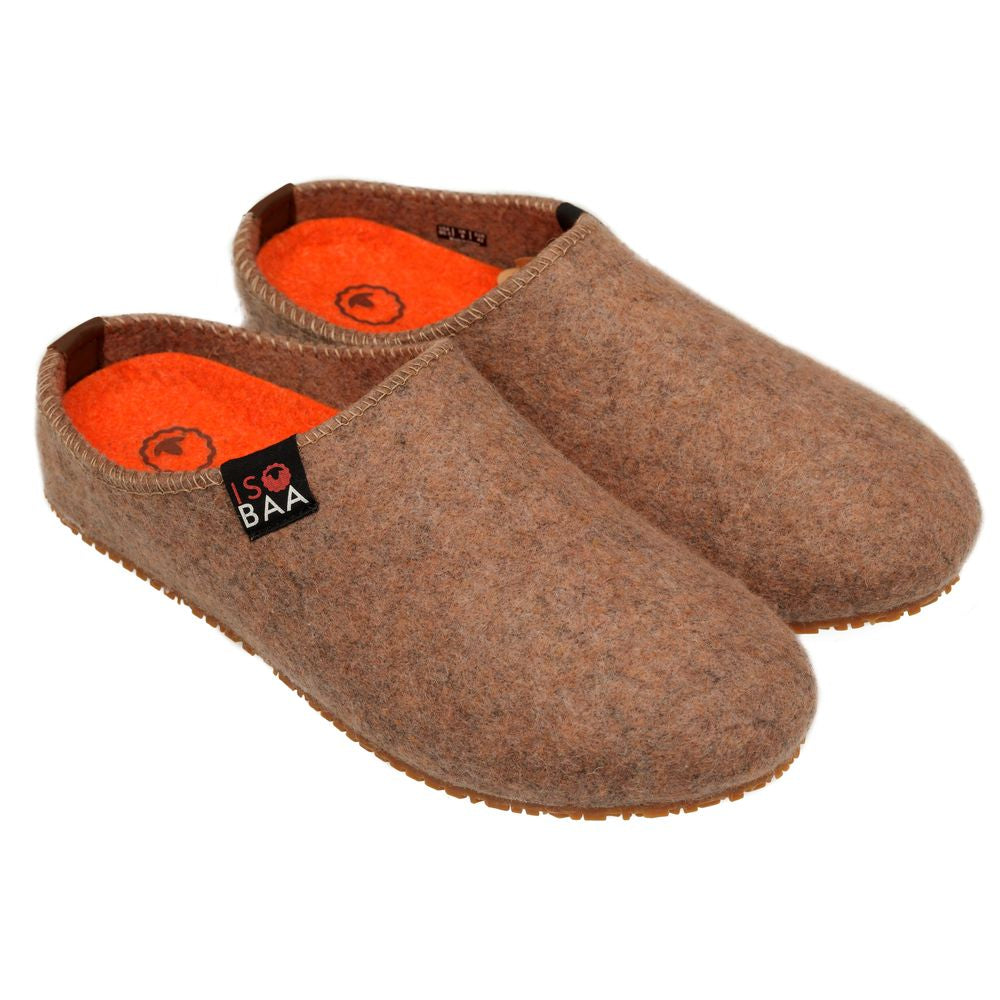 Isobaa | Merino Wool Blend Slippers (Bran/Orange) | Comfort that lasts – Isobaa's Merino blend slippers are your companions for relaxation both indoors and out.
