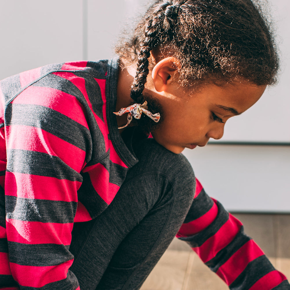 Isobaa | Junior Merino Blend 200 Long Sleeve Crew (Stripe Smoke/Fuchsia) | Your child's new favorite top: warm, breathable, and always comfortable thanks to Isobaa's Merino Wool blend.