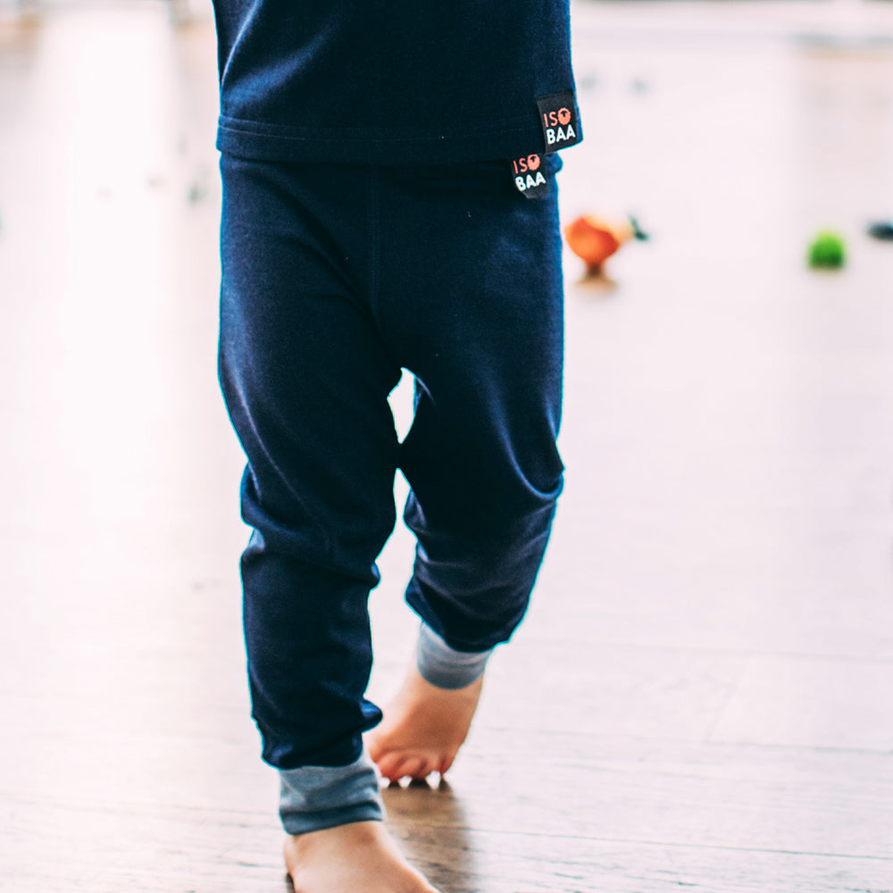 Isobaa | Kids Merino Blend 200 Leggings (Navy/Sky) | Gift all-day comfort and performance with Isobaa's Merino Wool tights.