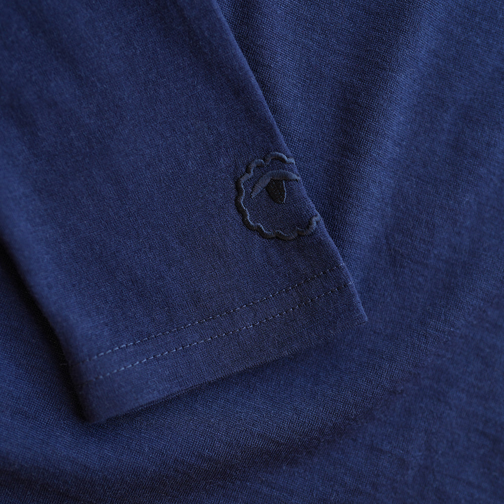 Isobaa | Mens Merino 180 Long Sleeve Crew (Navy) | Get outdoors with the ultimate Merino wool long-sleeve top.