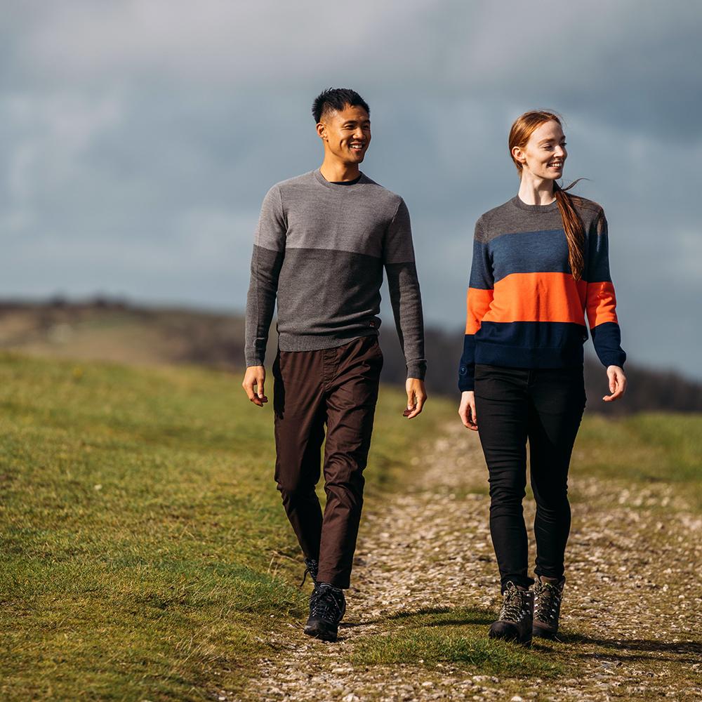 Isobaa | Mens Merino Honeycomb Sweater (Smoke/Charcoal) | The perfect blend of function and elegance in our extrafine 12-gauge Merino wool crew neck sweater.