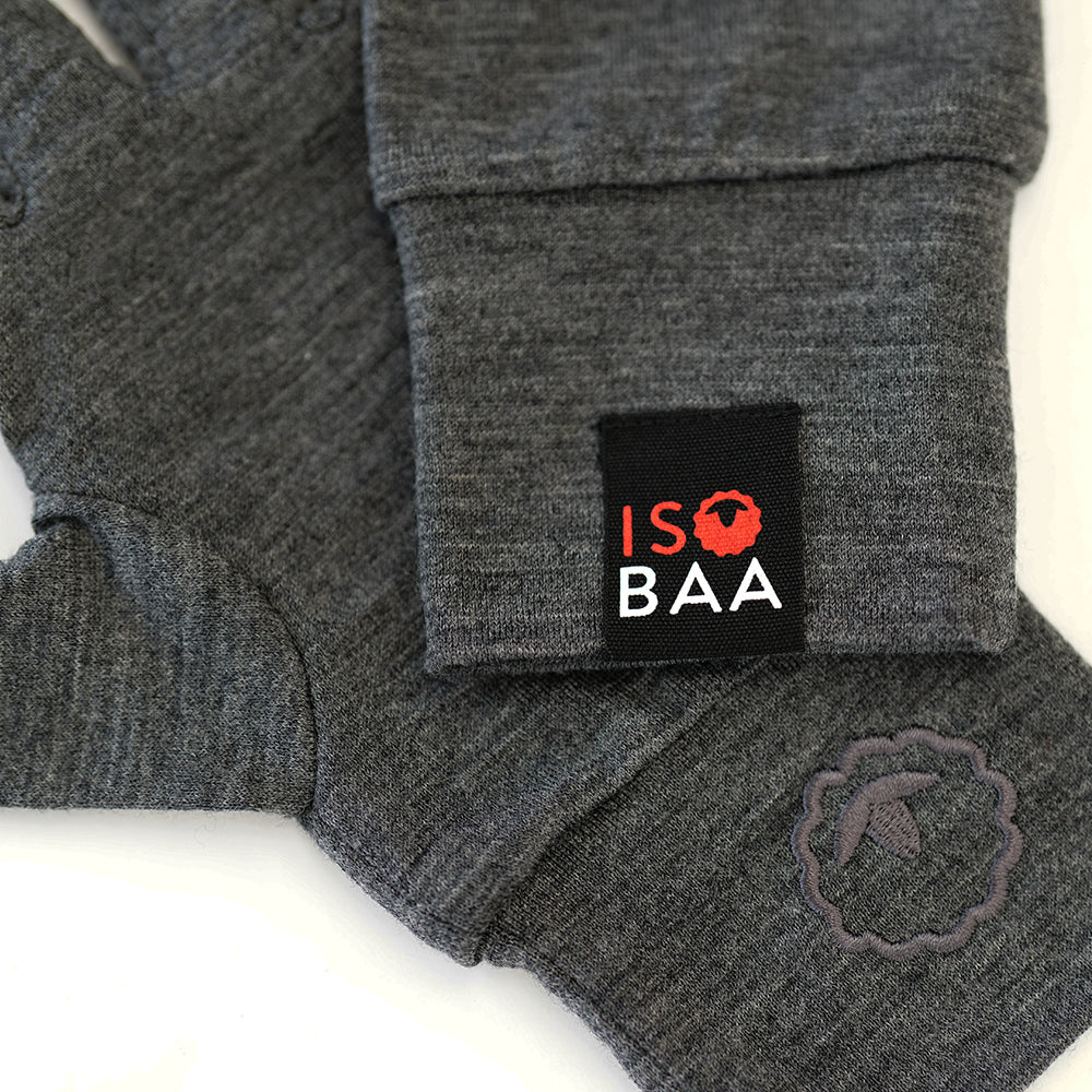 Isobaa | Merino 180 Gloves (Smoke) | Superfine Merino wool gloves.