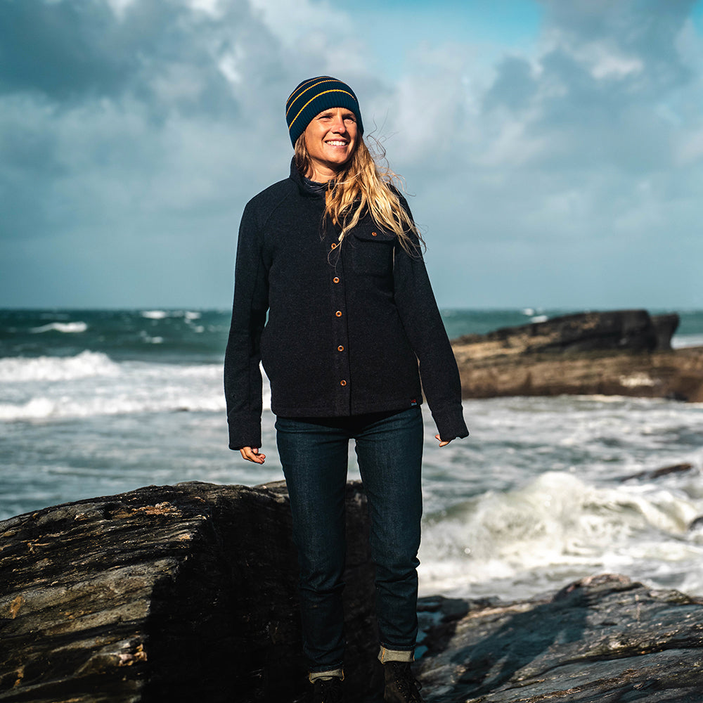 Isobaa | Womens Merino Blend Mountain Shirt (Smoke) | Conquer trails, peaks, and urban adventures with this high-performance Merino blend overshirt.