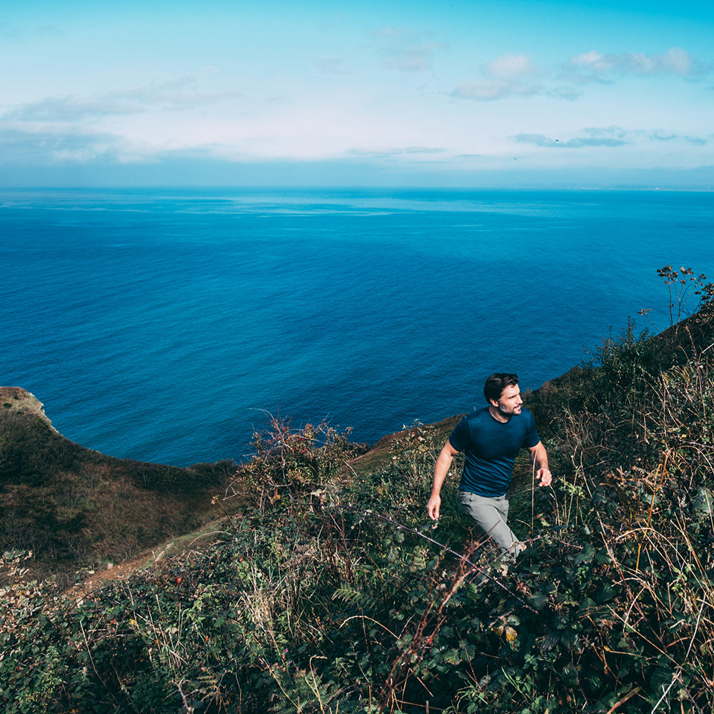 Isobaa | Mens Merino 150 Short Sleeve Crew (Petrol) | Gear up for performance and comfort with Isobaa's technical Merino short-sleeved top.