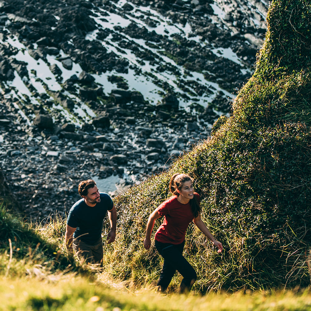 Isobaa | Mens Merino 150 Short Sleeve Crew (Petrol) | Gear up for performance and comfort with Isobaa's technical Merino short-sleeved top.