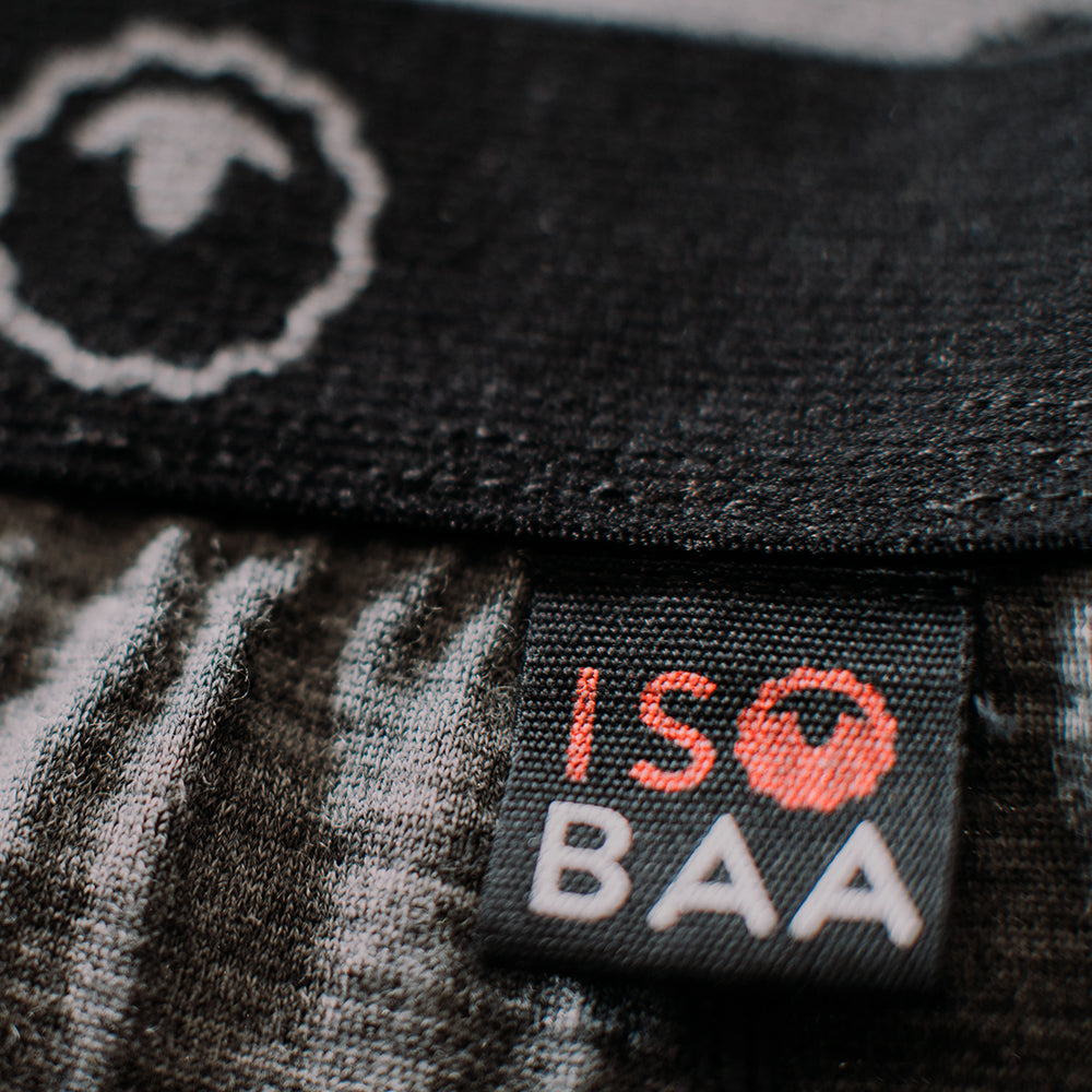 Isobaa | Mens Merino 180 Boxers (Smoke) | Ditch itchy, sweaty underwear and discover the game-changing comfort of Merino wool boxers.