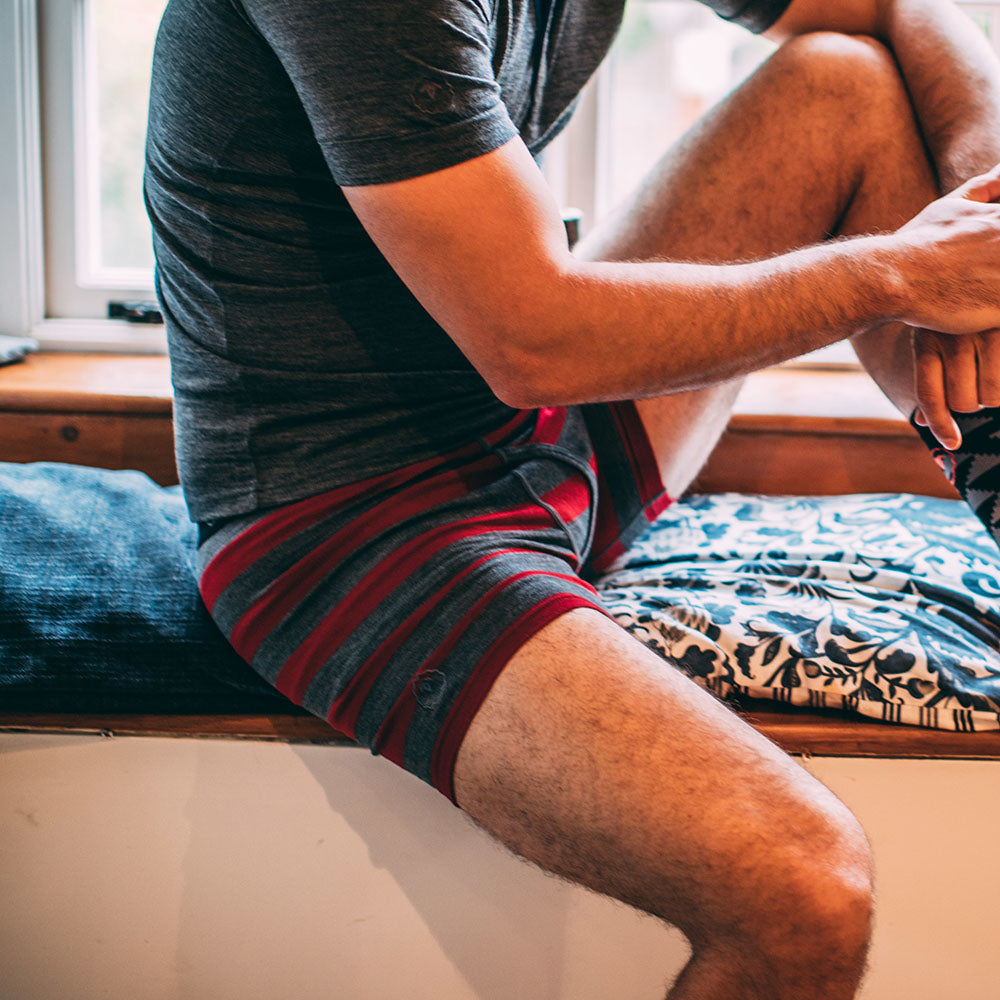 Isobaa | Mens Merino 180 Boxers (Smoke/Red) | Ditch itchy, sweaty underwear and discover the game-changing comfort of Merino wool boxers.