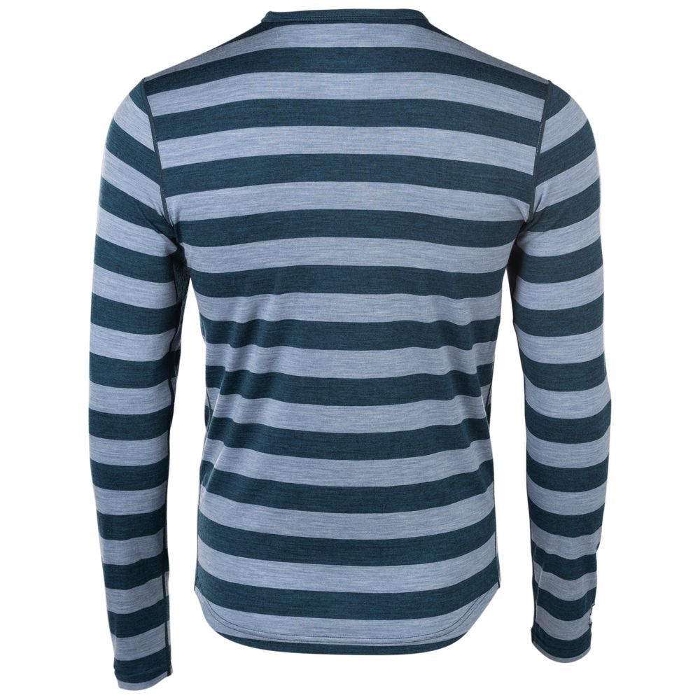 Isobaa | Mens Merino 180 Long Sleeve Crew (Petrol/Sky) | Get outdoors with the ultimate Merino wool long-sleeve top.