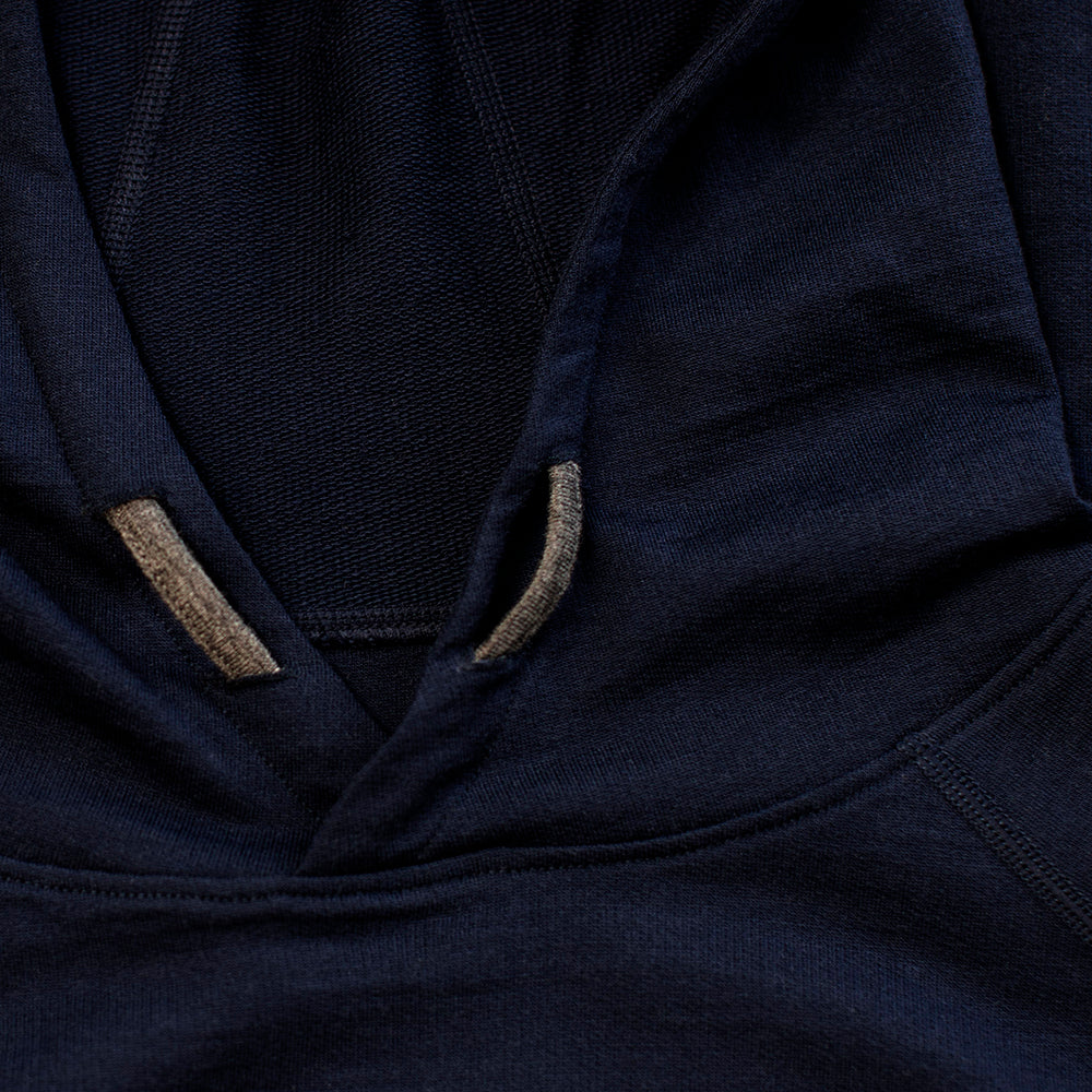 Isobaa | Mens Merino 260 Lounge Hoodie (Navy/Smoke) | Experience the best in comfort and performance with our midweight 260gm Merino wool pullover hoodie.