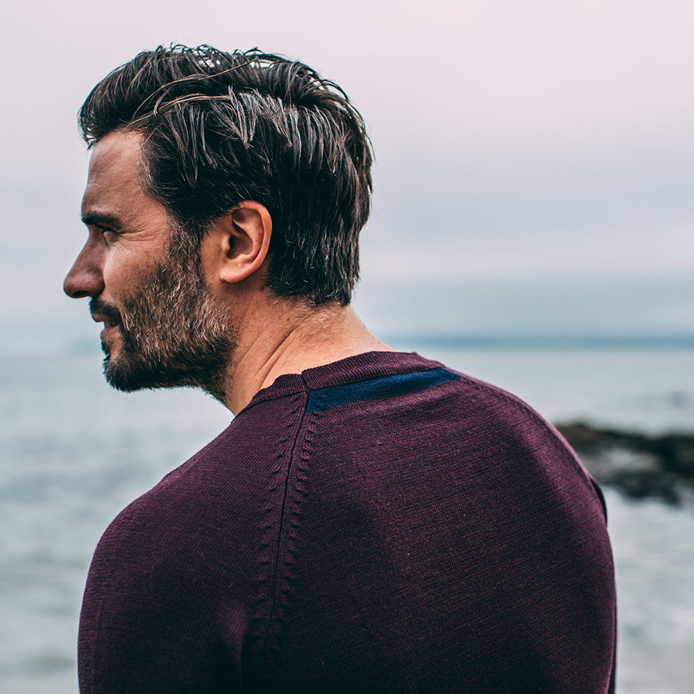 Isobaa | Mens Merino Crew Sweater (Wine/Navy) | Everyday warmth and comfort with our superfine 12-gauge Merino wool crew neck sweater.