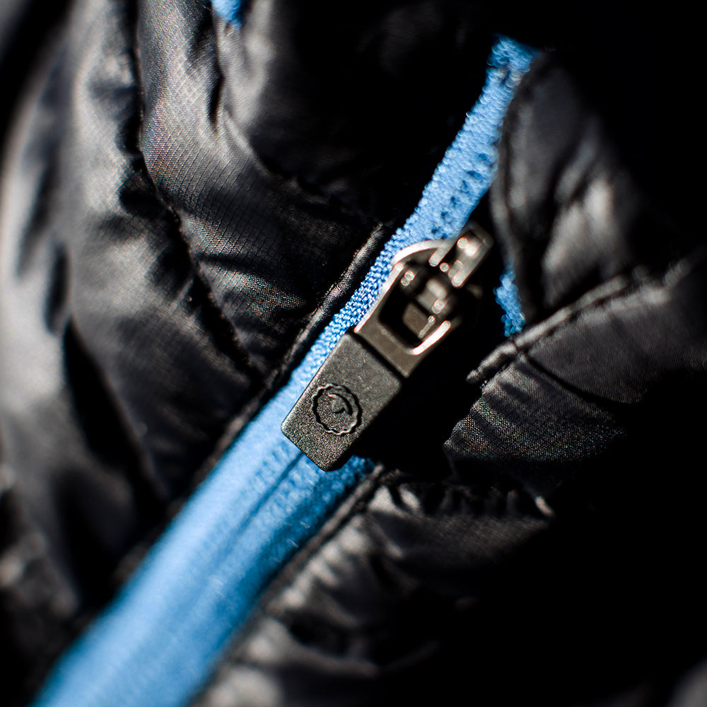 Isobaa | Mens Merino Wool Insulated Jacket (Black/Blue) | Innovative and sustainable design with our Merino jacket.