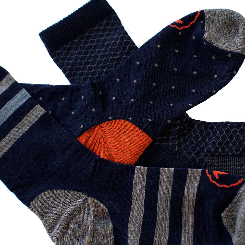 Isobaa | Merino Blend Everyday Socks (3 Pack - Navy/Charcoal) | Discover the ultimate everyday sock with Isobaa's Merino blend (3-pack).