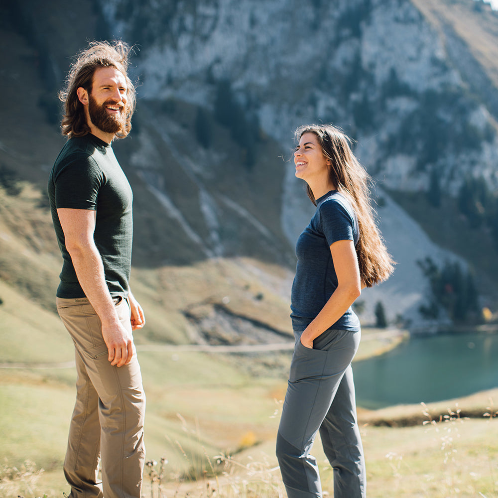 Isobaa | Womens Merino 150 Short Sleeve Crew (Denim) | Gear up for performance and comfort with Isobaa's technical Merino short-sleeved top.